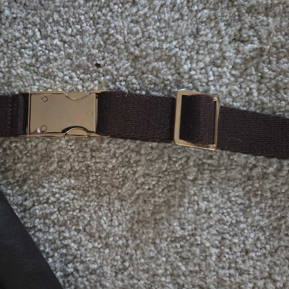 MICHAEL KORS WAIST PACK FANNY BELT BAG Brown Leather Gold Tone Logo Clasp - Image 4 of 4