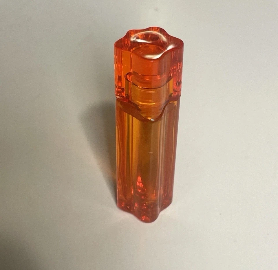 Vintage Liberte By Cacharel Eau de Toilette Mini Splash 0.17 fl oz/5 ml Viaje Foto 2 de 4