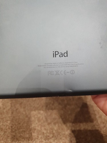 ipad 1st generation A1432 - Picture 2 of 3
