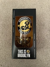 Brooklyn Brewery Pilsner Glass Boxed 2024