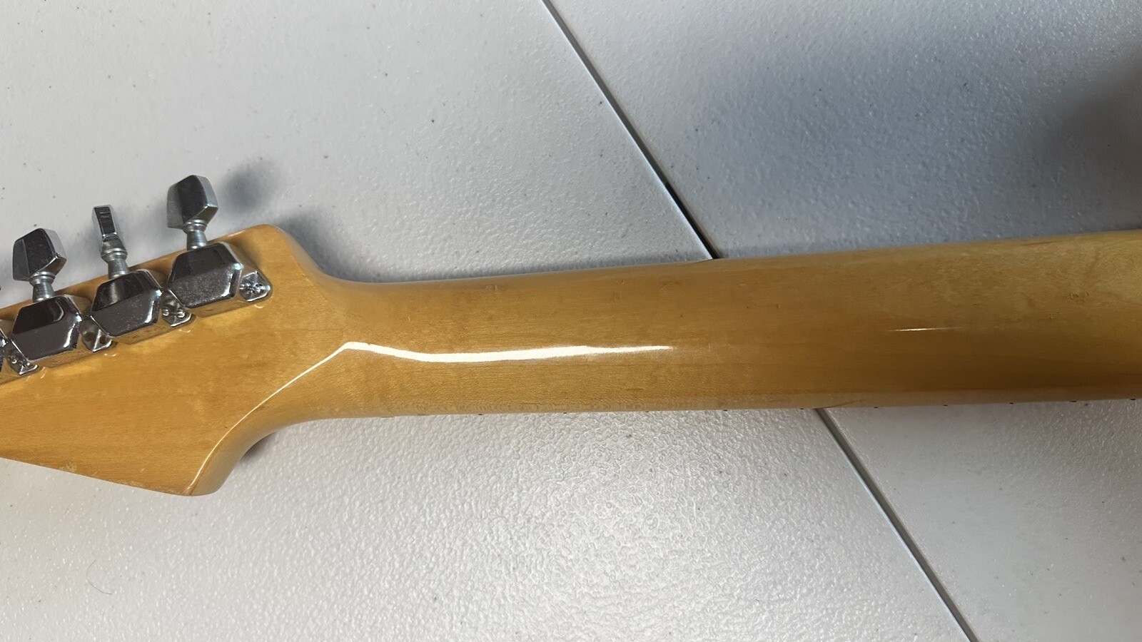 El Maya Artist Model Stratocaster 1970S Vintage Red Electric Guitar