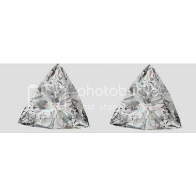 A Pair Of Triangle Cut Loose Diamonds Ct,i-j,si1-si2)