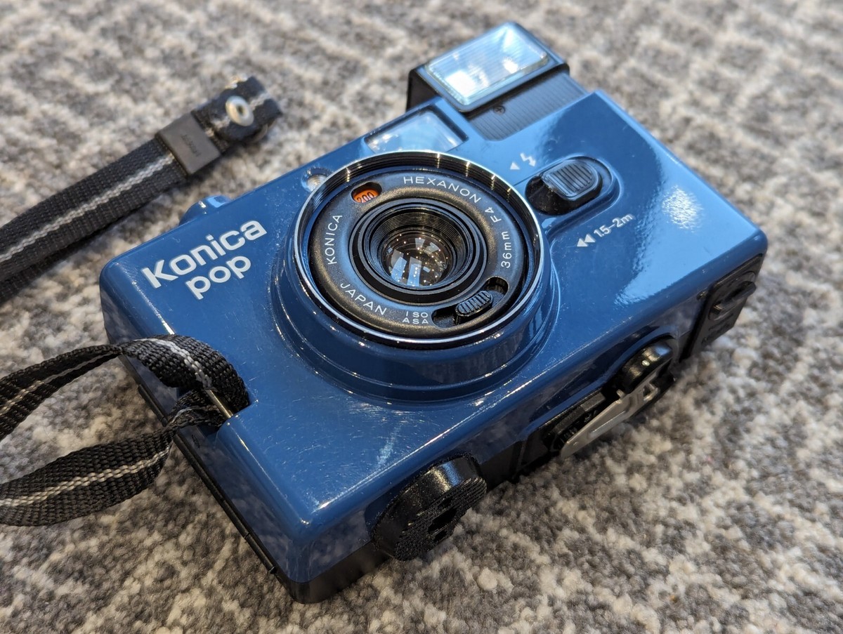RARE BLUE Konica POP 35mm Film Point & Shoot Camera Vintage