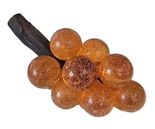 Vintage Lucite Acrylic Amber/Orange Grape Cluster With Stem MCM Wood Round Retro