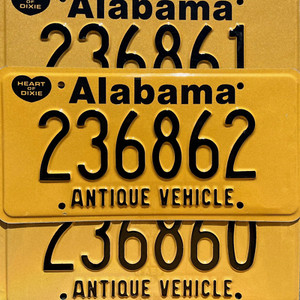 Alabama ANTIQUE VEHICLE Yellow License Plate Heart of Dixie