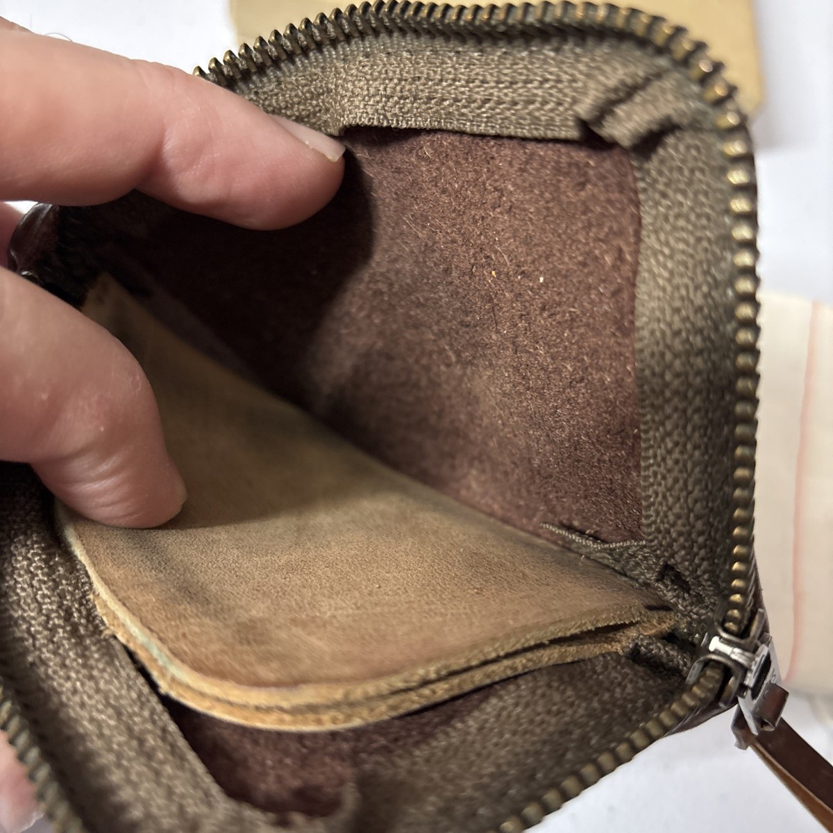 MAKR leather zipper  Wallet View 6