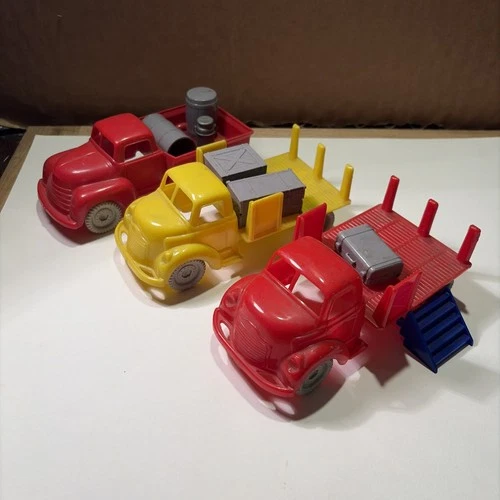 Vintage Marx Hard Plastic  Pickup Truck Lot Of Three + Luggage Crates