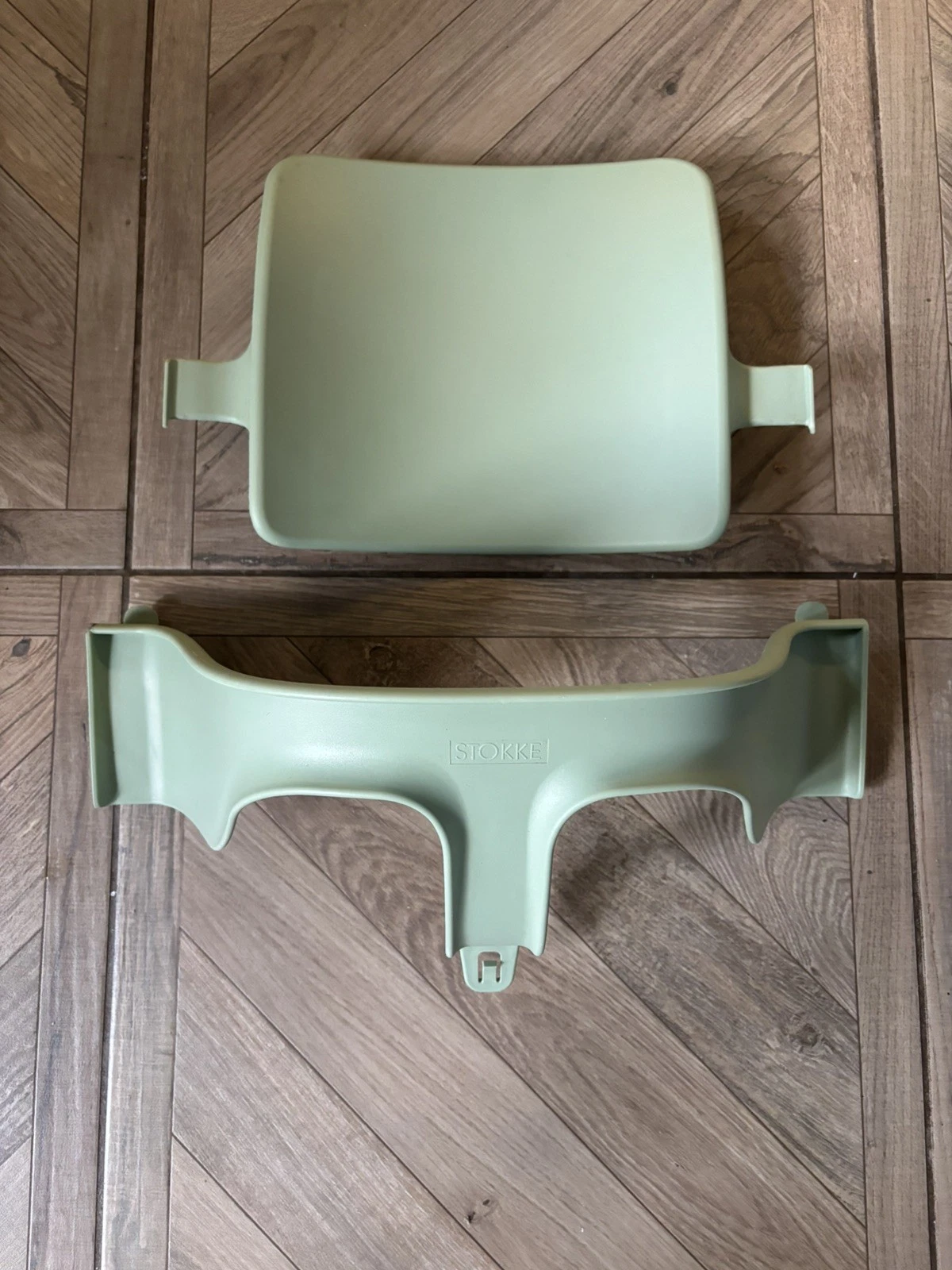Stokke Tripp Trapp Baby Set Moss Green colour,compatible with tray
Opens in a new window or tab