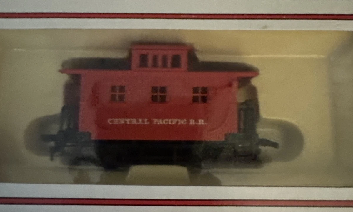 Outland Models Railroad Layout Old West Cowboy On Horse Figure Set 1:87 Outland Models Railroad Layout Old West Cowboy On Horse Figure Set 1:87