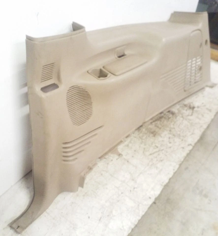 Tan Rear Right Passenger Quarter Panel Trim | 00 01 02 03 04 05 Ford Excursion Foto 3 de 4