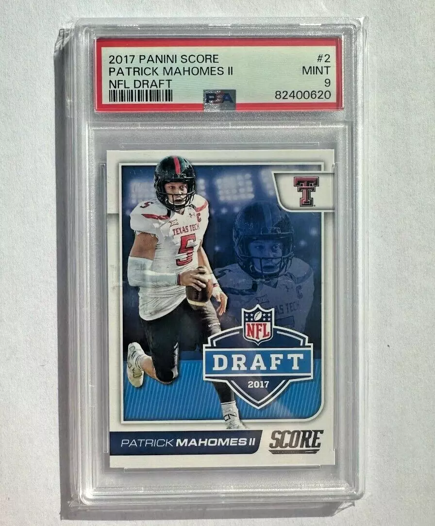 Patrick Mahomes trading card