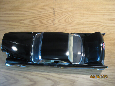 1/18 1957 CHRYSLER 300 C IN BLACK BY ERTL / RACING CHAMPIONS UPC