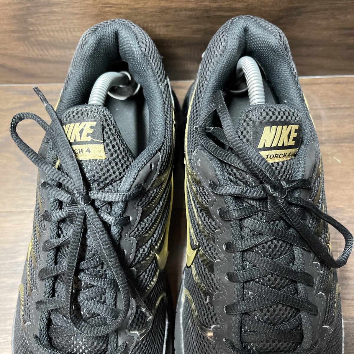NIKE TORCH 4 ブラック/ゴールド 箱付き Amazon | [ナイキ] エア マックス トーチ 4 AIR MAX TORCH 4