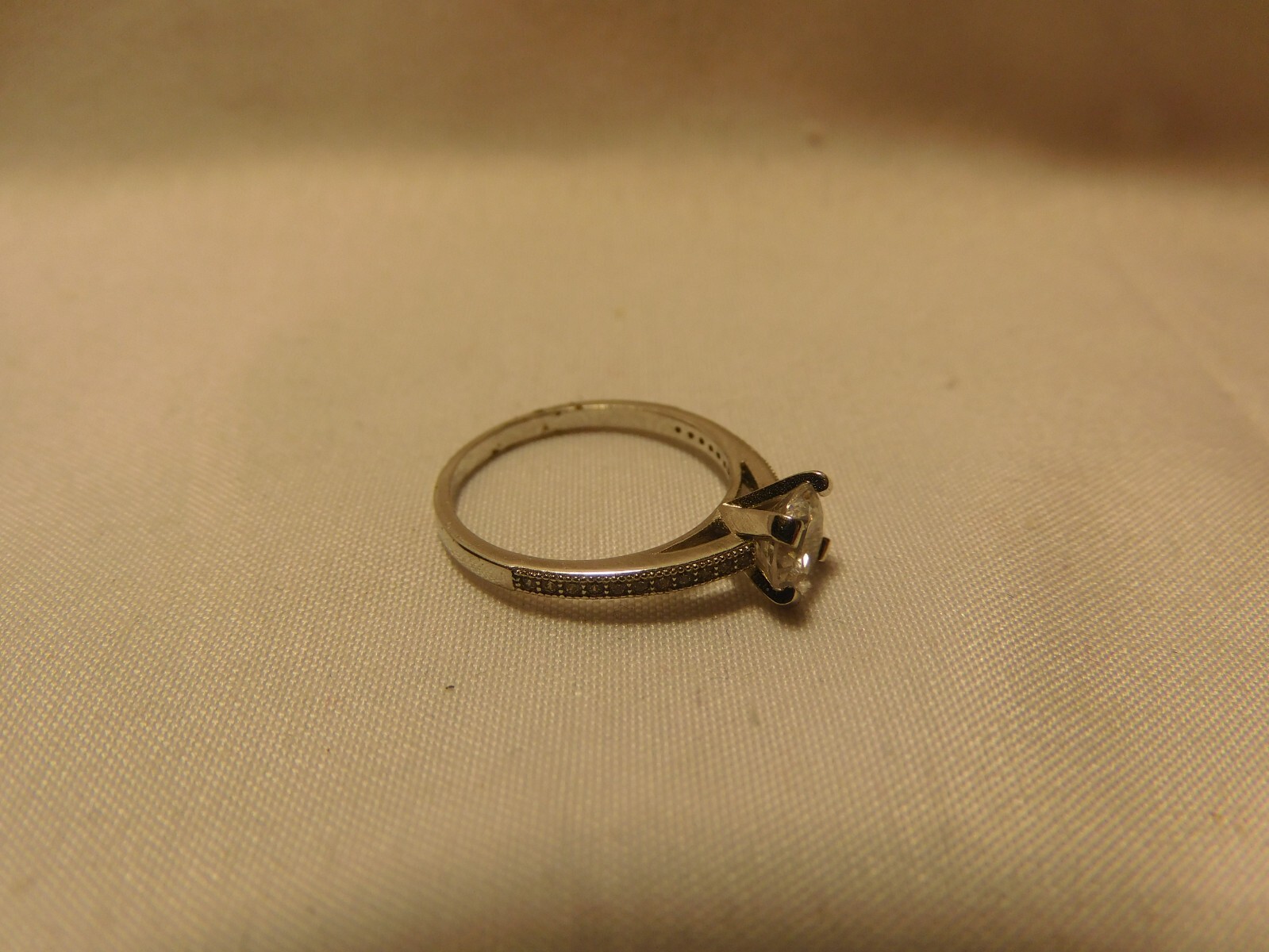 Beautiful Simulated Diamond Solitaire - image 4