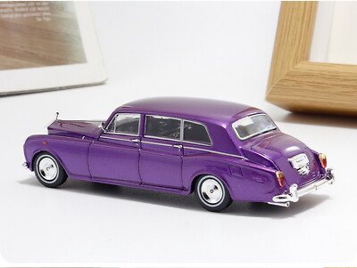 DCM 1/64 Scale Rolls-Royce Phantom VI Purple Diecast Car Toy