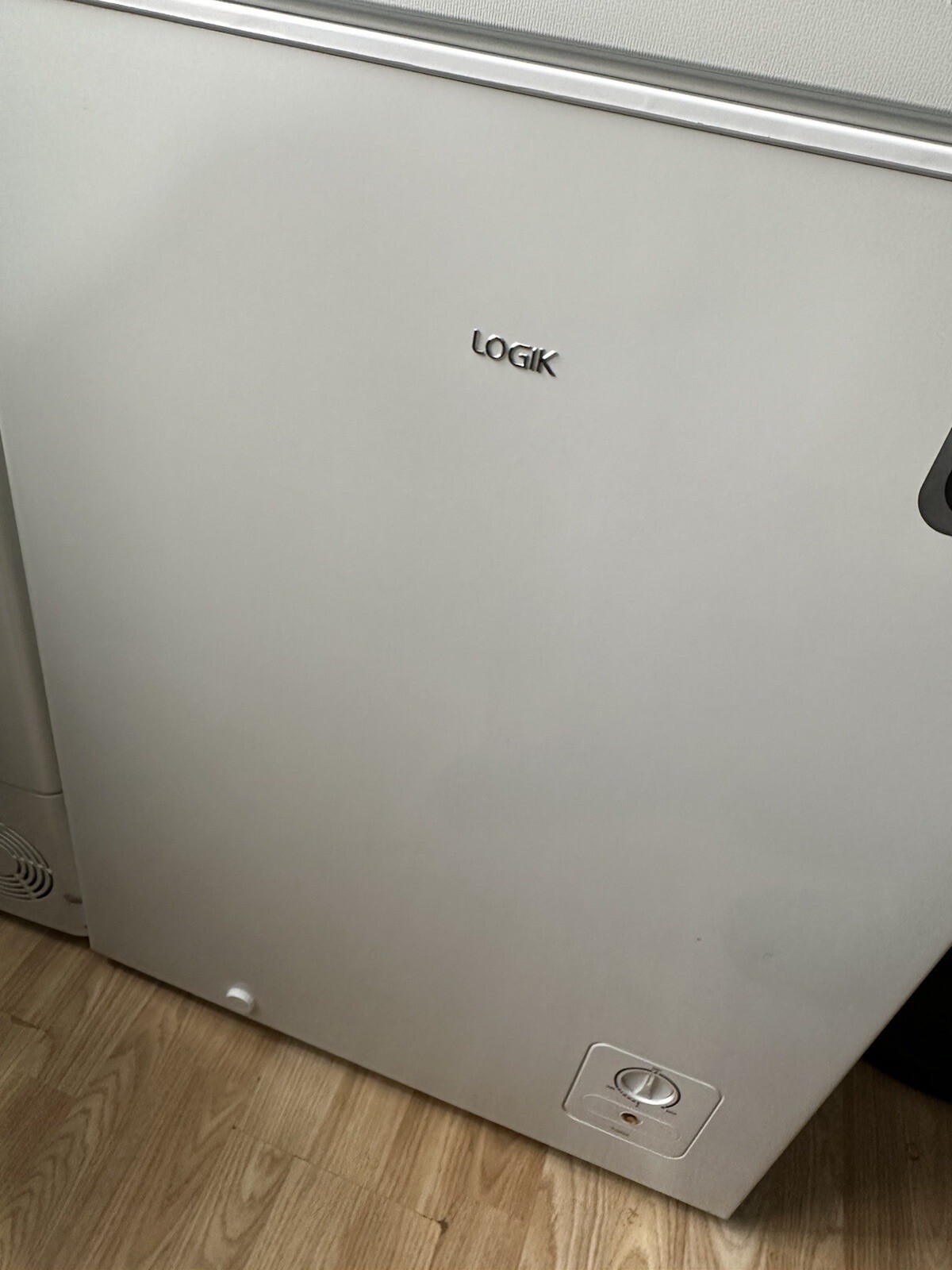 Logik white Chest freezer eBay