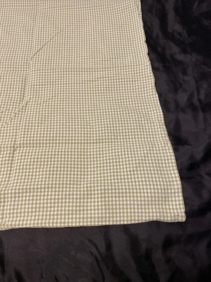 Pottery Barn Kids Sabrina Green and White Gingham Basket Liner 23X29 Drawstring - Image 3 of 4