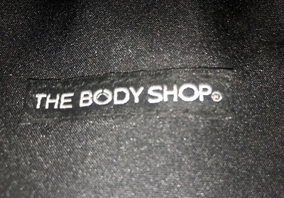 The Body Shop Make-up, Bad & Körper Geschenktasche im Wert von £ 40 plus. 5 Artikel Konvolut Lot