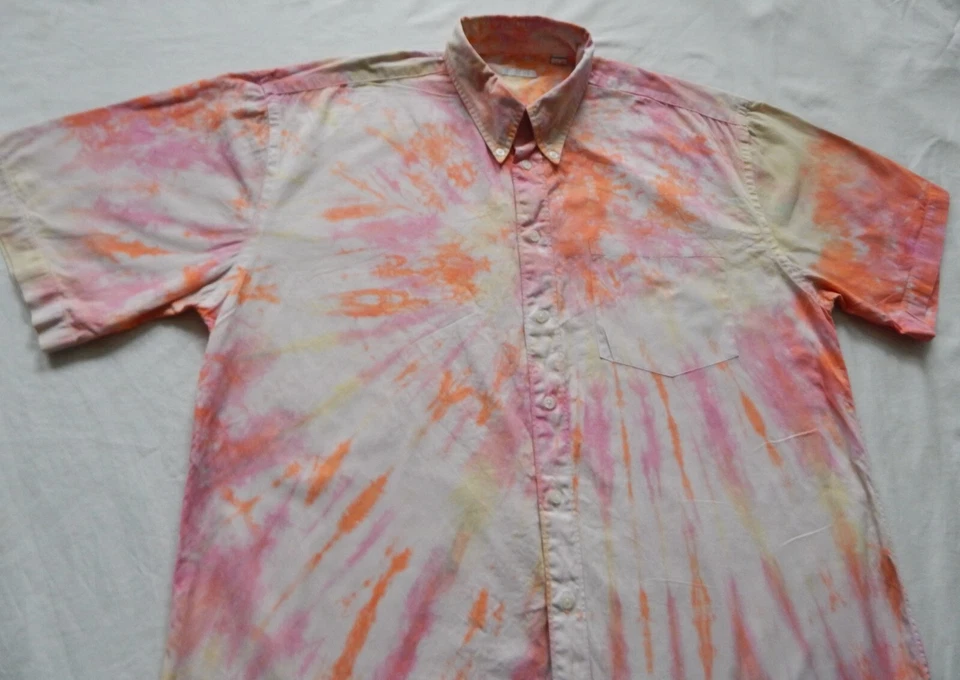 Tie Dye Pink Orange Short Sleeve Button Up Shirt - Large Mens Hand Made Spiral - Image 4 of 4
