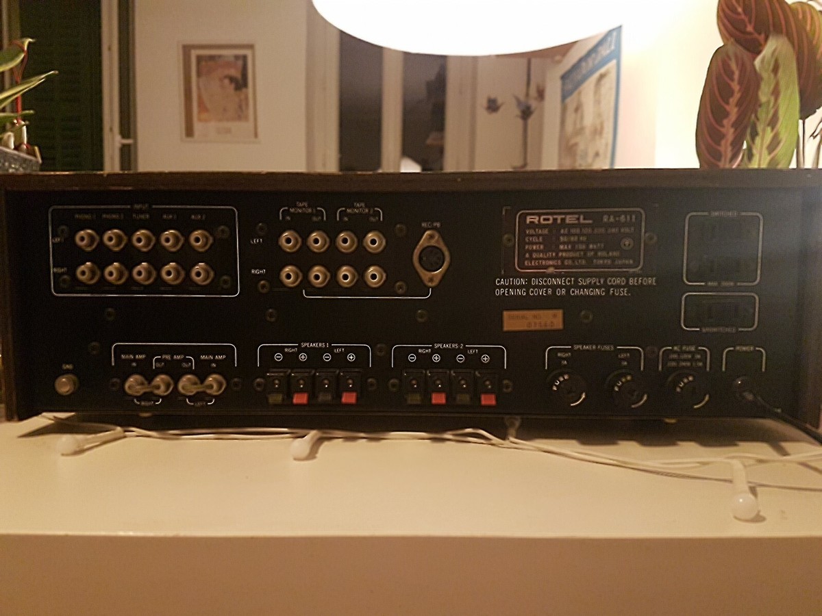 Ampli Intégré Rotel RA-611 Vintage - 30W - Occasion Fonctionnel