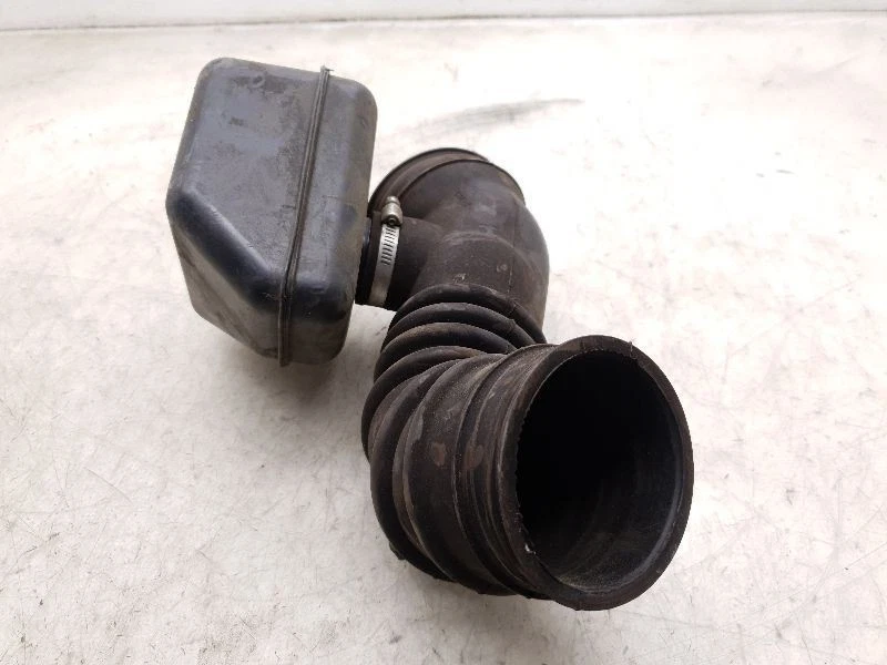 2003 TOYOTA TACOMA 2.7L 4CYL AIR CLEANER RESONATOR TUBE ASSEMBLY - Image 3 of 4