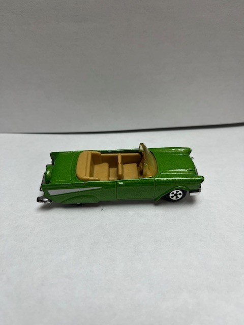 Vintage Ertl 1957 Chevrolet Bel Air convertible diecast car