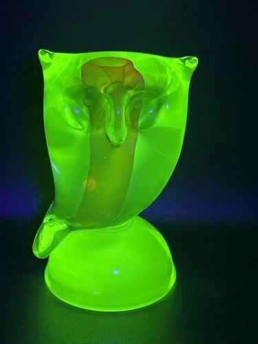 Rare Vaseline Uranium Glass Murano Alfredo Barbini Owl On Stand