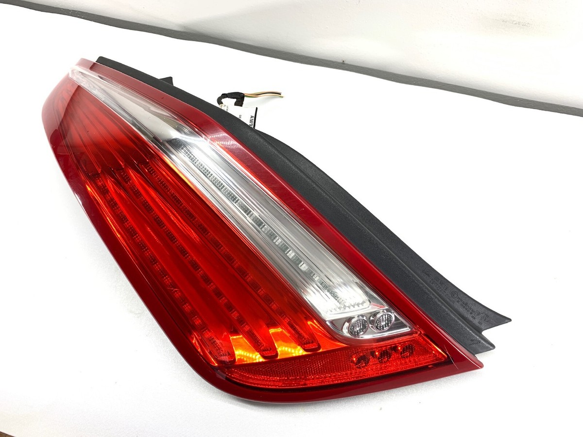 10-15 Jaguar XJ XJL XJR X351 Rear Left Driver Side Tail Light