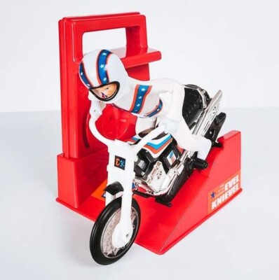 Evel Knievel Stunt Cycle, the Amazing Wind up and Go Action Toy