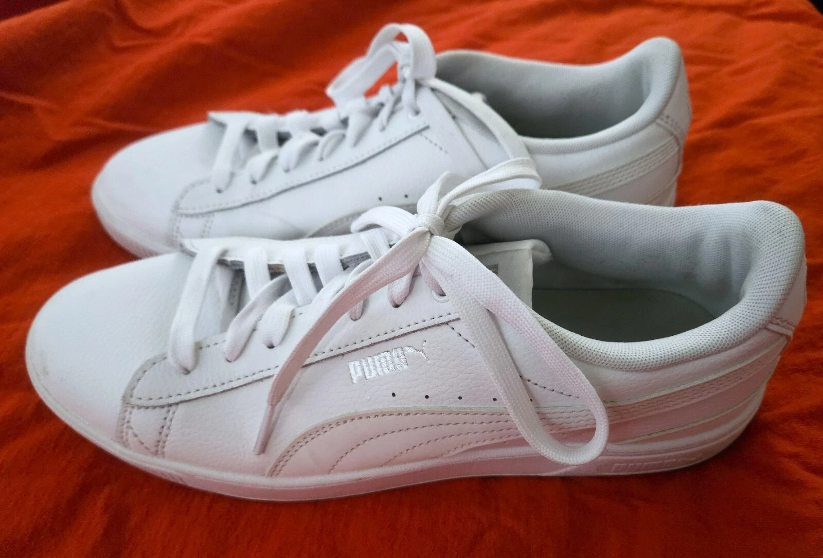 Sneakers scarpe da ginnastica scarpe Puma Vikky V3 in pelle da donna bianche 383115 02 taglia 10