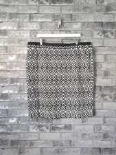 M S Woman Black White Geometric Print Skirt UK 20 Knee Length Work Cotton