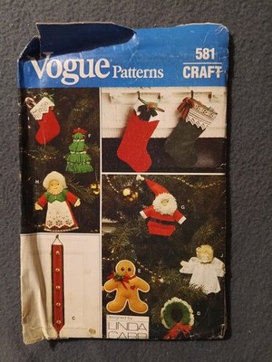 Vintage Vogue Patterns 581 Craft Christmas Ornaments Stockings Wall Hanging