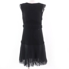 Excellent CHANEL Little Black Dress Little Black Silk COCO Mark black 40 07A