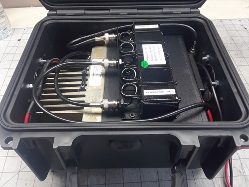 SMALL COMPACT PORTABLE MOTOROLA REPEATER CWID UHF GMRS 25 WATT