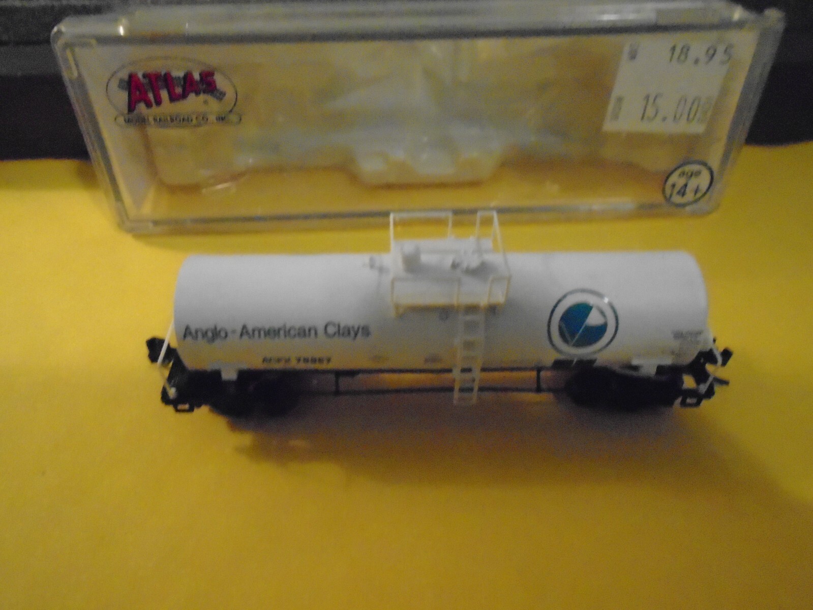 Picture 2 of 6