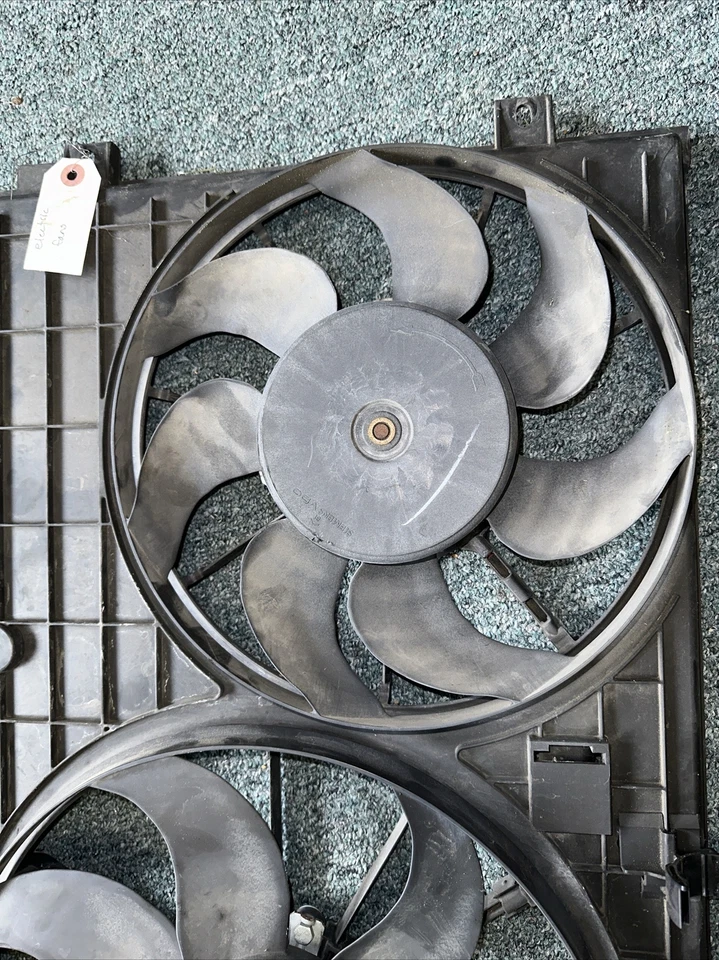 Volkswagen Jetta 2005 ventilador radiador conjunto ventilador motor Foto 4 de 4