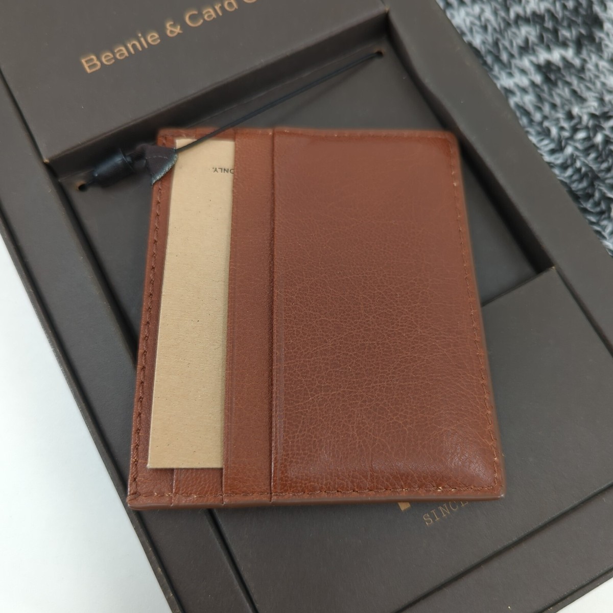 New FRYE Beanie with Pom & Leather Card Case Gift Set Frye Pom Beanie And Card Case Set Tan Brown Leather NEW  main image 3