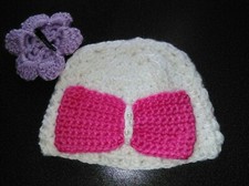 3-6 Months Crochet Infants Hat w/ 2 Exchangeable Clip Ons