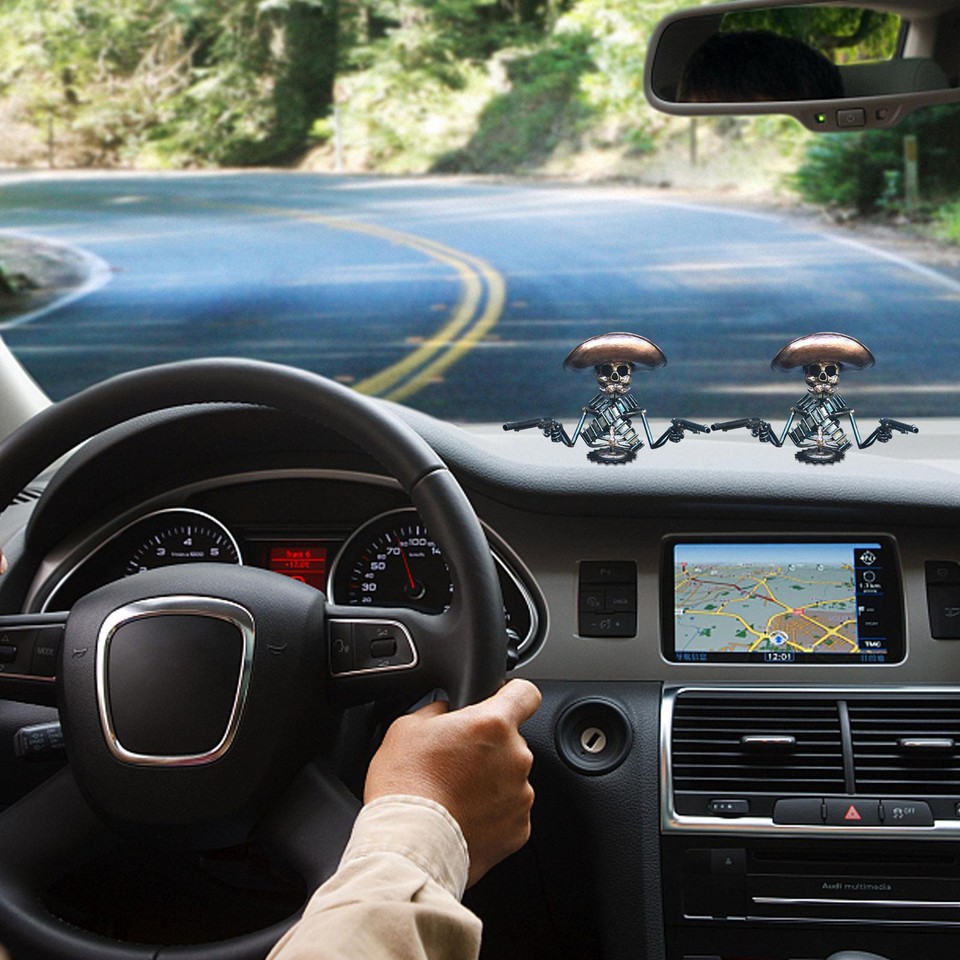 3D Metal Cast Scary Cowboy Skull Gunslinger,Car Hood Ornament Sculpture
