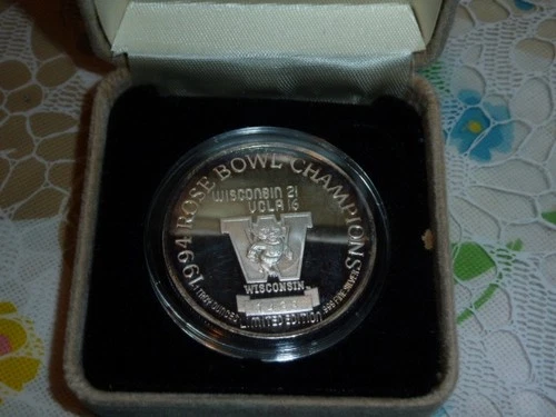 1994 Rose Bowl Champions 1 oz .999 Proof Silver Round Wisconsin vs UCLA