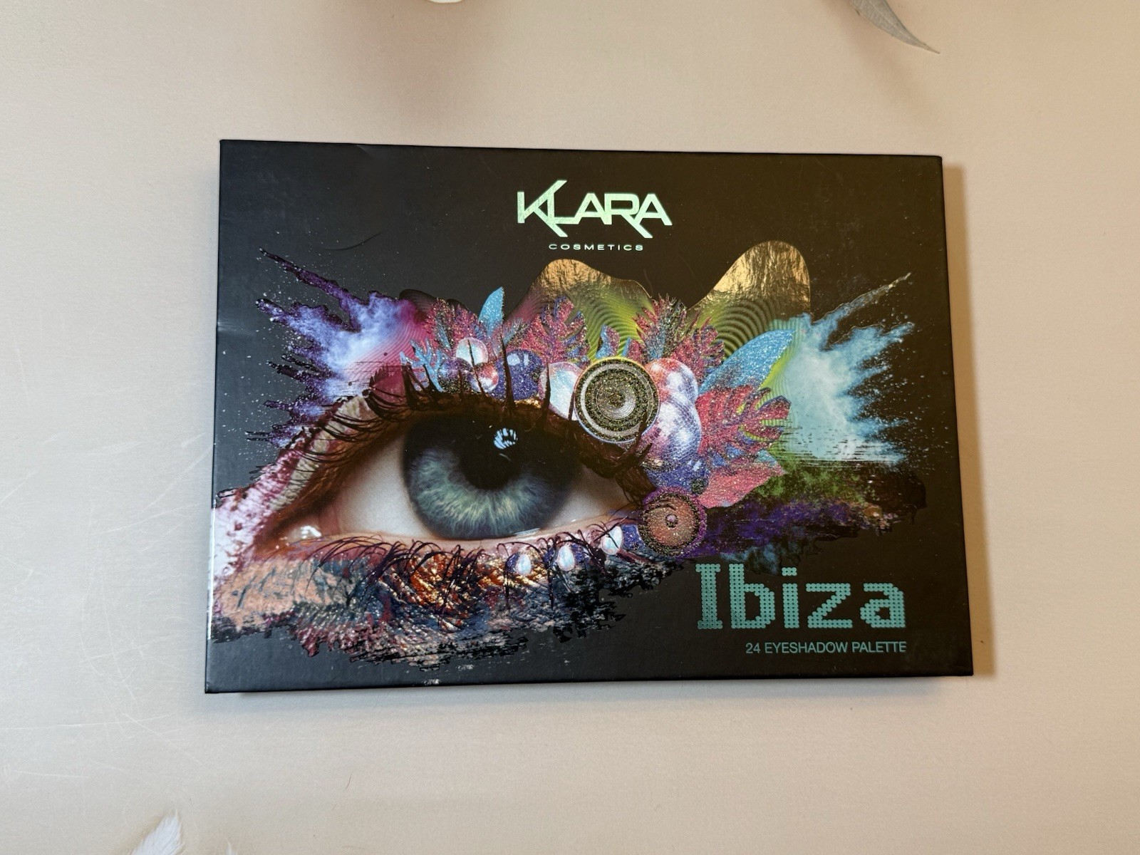 Klara Cosmetics 24 Eyeshadow Palette - IBIZA