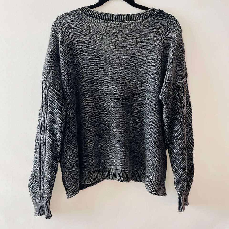 Suéter feminino No Boundaries cinza ombro caído lavado malha cabo gola V tamanho 3XL - Imagem 2 de 4