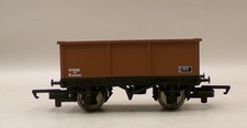 Hornby R6085A BR Tippler Mineral Wagon 'B386639 Stone' Brown Boxed OO (z)