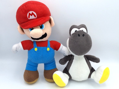 2x Super Mario Nintendo Plüschfigur Stofftier Mario 28cm + Yoshi Grau 20cm