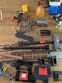 Lego Pirates 7075 Captain Redbeard's Pirate Ship Parts With Other Random Pieces