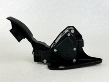 11-17 INFINITI QX56 QX80 ACCELERATOR THROTTLE GAS PEDAL TRAVEL SENSOR OEM