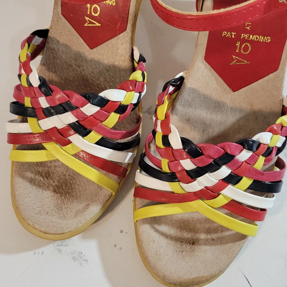 Tacones vintage famosos para mujer 6,5 M cuero rojo tiras onduladas cuña vintage Be-Hi Foto 3 de 4