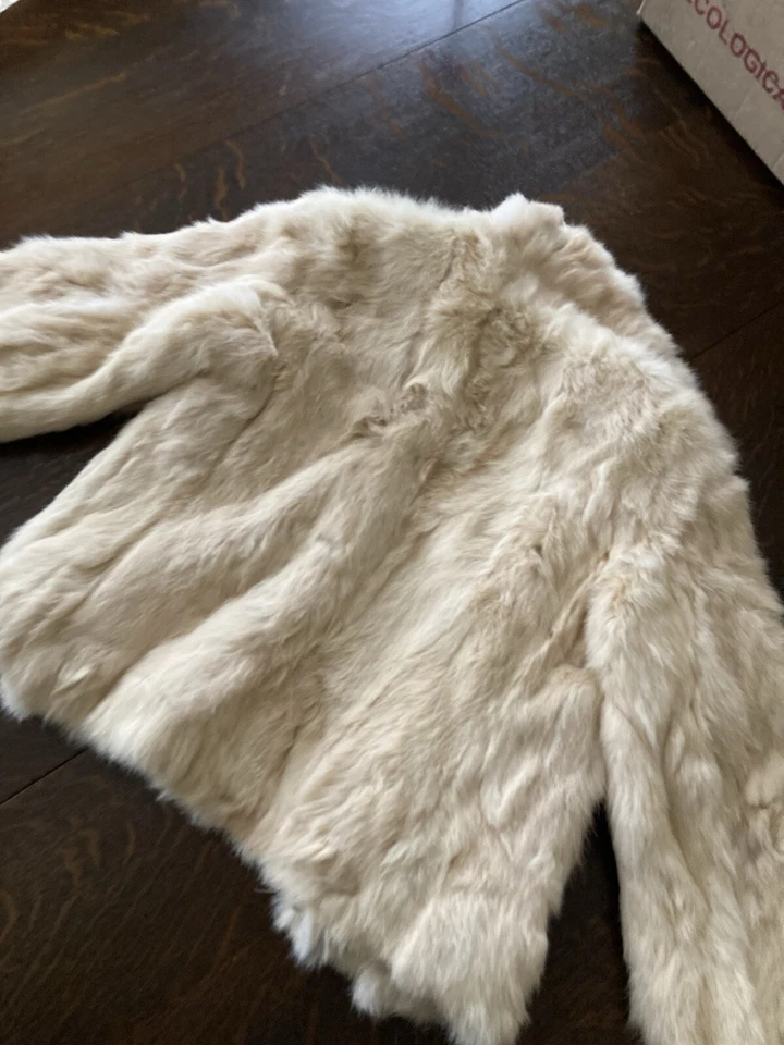 Jaqueta de pele de coelho italiana anos 90/Y2K com zíper, bronzeada, tamanho 12 para meninas, Bomb Boogi - Imagem 2 de 4