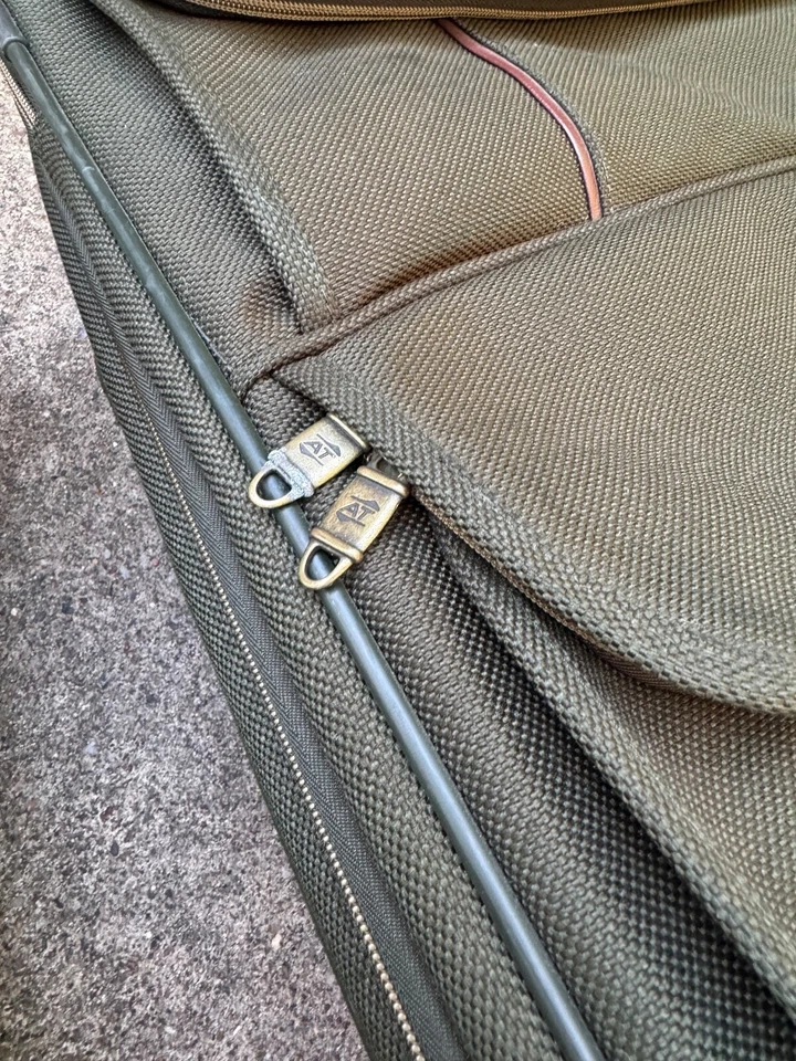 Bolsa de viaje American Tourister equipaje conjunto de 2 piezas lona para llevar durante la noche Foto 4 de 4