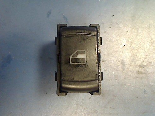 Fensterheberschalter Links Hinten VW APE 3B0959855B 1 J Golf 1.4